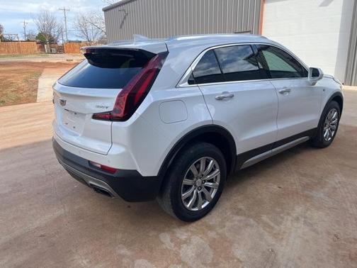 2020 Cadillac XT4 Premium Luxury