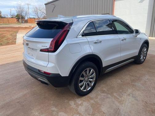 2020 Cadillac XT4 Premium Luxury
