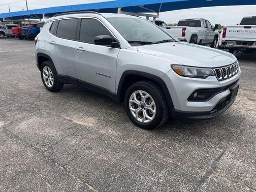 Silver Zynith 2025 Jeep Compass Latitude