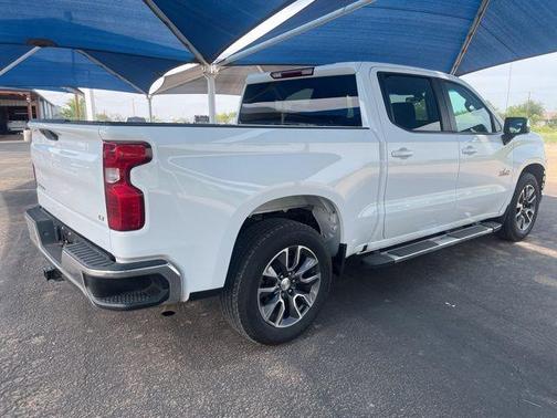 Summit White 2021 Chevrolet Silverado 1500 LT