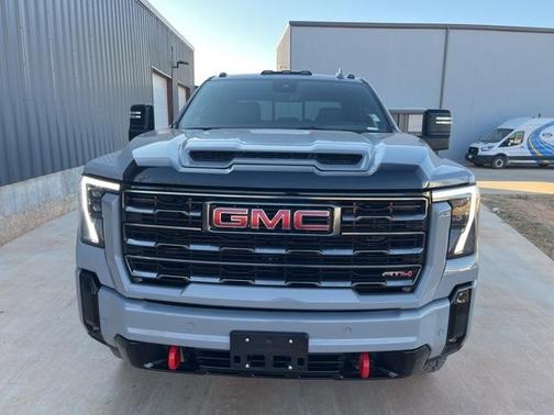 2025 GMC Sierra 3500 AT4