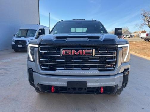 2025 GMC Sierra 2500 AT4
