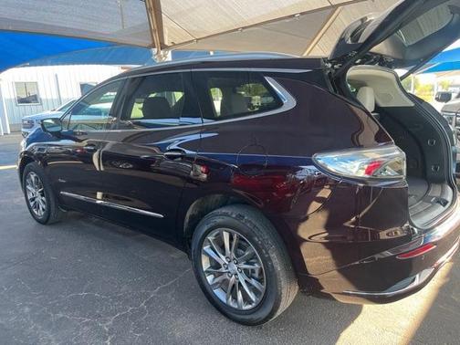 2022 Buick Enclave Avenir