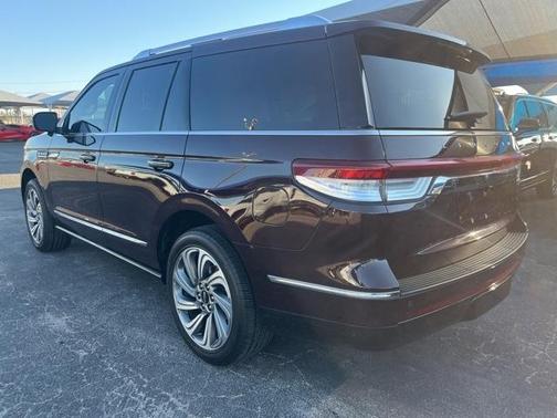 2023 Lincoln Navigator Reserve