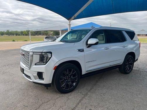 White Frost 2023 GMC Yukon Denali