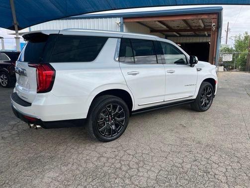 White Frost 2023 GMC Yukon Denali