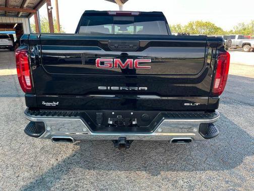 Onyx Black 2024 GMC Sierra 1500 SLT