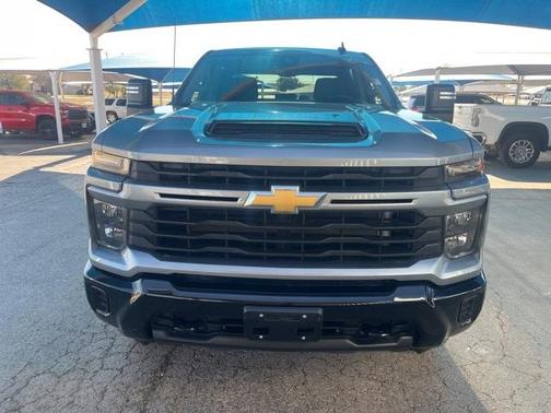 2024 Chevrolet Silverado 2500 Custom