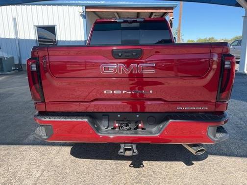 2024 GMC Sierra 2500 Denali