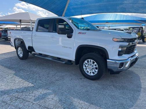 Summit White 2024 Chevrolet Silverado 2500 LT