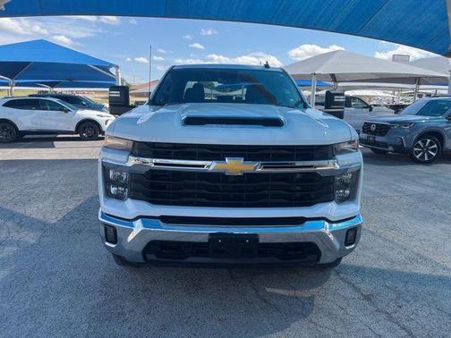 Summit White 2024 Chevrolet Silverado 2500 LT