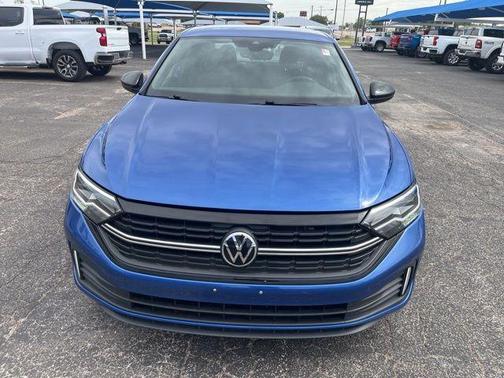 Rising Blue Metallic 2022 Volkswagen Jetta 1.5T Sport