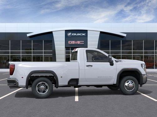 2026 GMC Sierra 3500 Pro