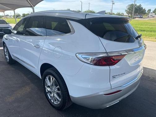 2022 Buick Enclave Premium