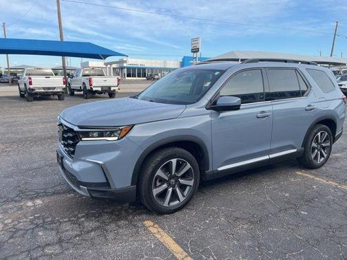 Gray Pearl 2024 Honda Pilot Touring