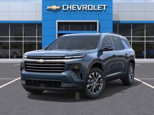 Lakeshore Blue Metallic 2026 Chevrolet Traverse LT
