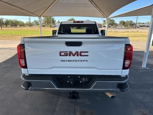 2023 GMC Sierra 2500 Pro