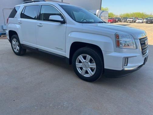 White Frost Tri-Coat 2016 GMC Terrain SLE-2