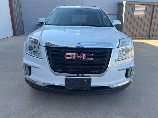 White Frost Tri-Coat 2016 GMC Terrain SLE-2