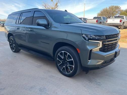 2024 Chevrolet Suburban RST