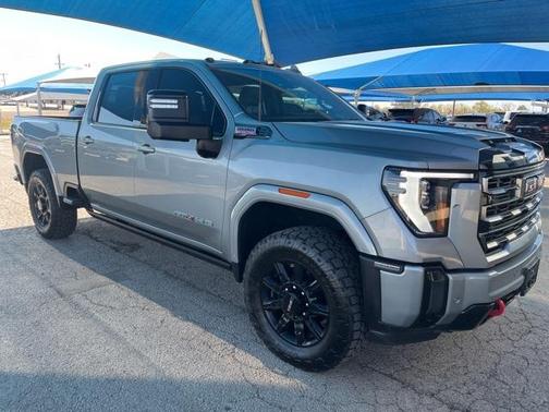 2024 GMC Sierra 2500 AT4