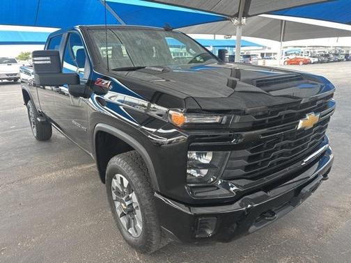 2024 Chevrolet Silverado 2500 Custom