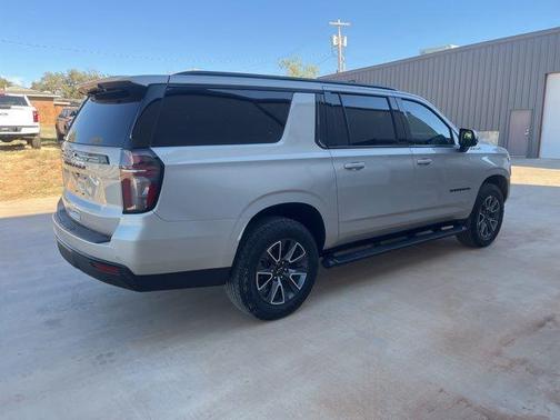 2024 Chevrolet Suburban Z71