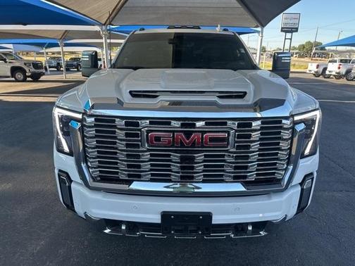 2024 GMC Sierra 2500 Denali