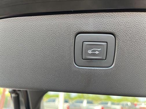 Ebony Twilight Metallic 2026 Buick Envista Sport Touring