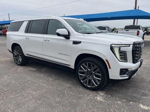 White Frost 2025 GMC Yukon XL Denali Ultimate