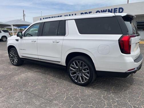 White Frost 2025 GMC Yukon XL Denali Ultimate