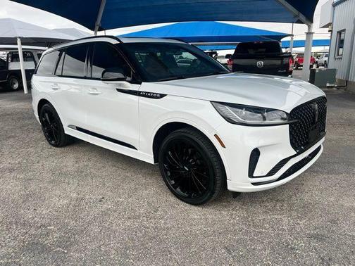 White Metallic 2025 Lincoln Aviator Reserve AWD