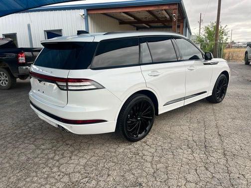 White Metallic 2025 Lincoln Aviator Reserve AWD