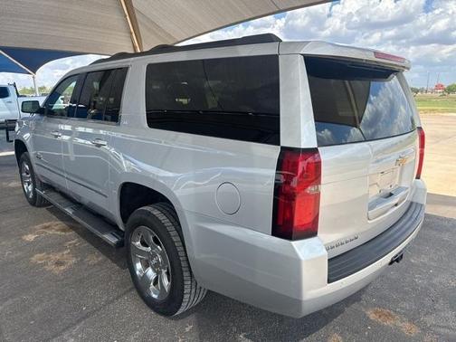 2019 Chevrolet Suburban LT