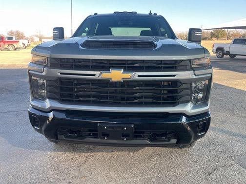 2025 Chevrolet Silverado 2500 Custom
