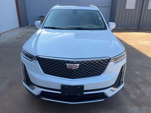 2025 Cadillac XT6 Premium Luxury FWD