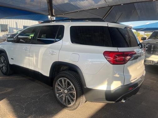 2017 GMC Acadia SLT-1