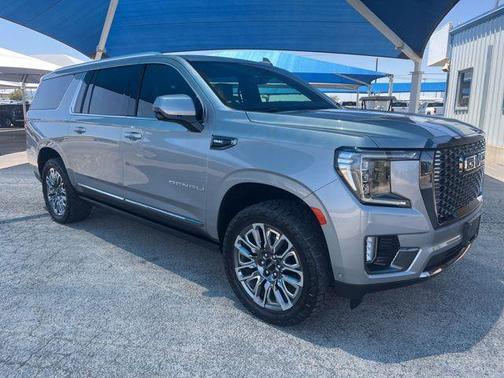 Sterling 2023 GMC Yukon XL Denali Ultimate