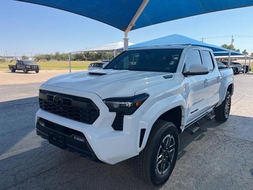 2025 Toyota Tacoma Hybrid TRD