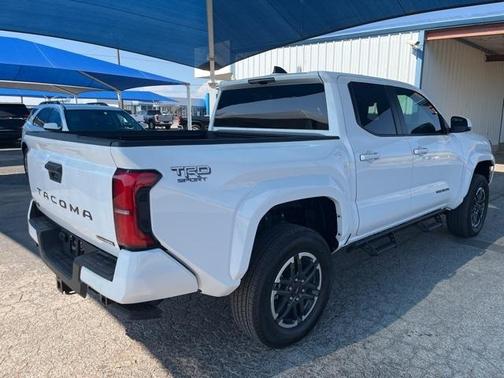 2025 Toyota Tacoma Hybrid TRD