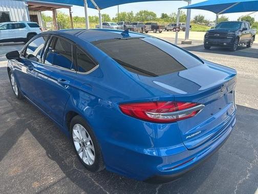 2020 Ford Fusion SE