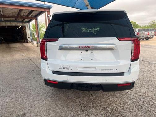 Summit White 2024 GMC Yukon Denali