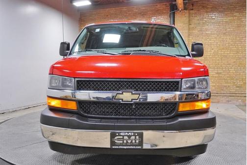 2017 Chevrolet Express 3500 LT