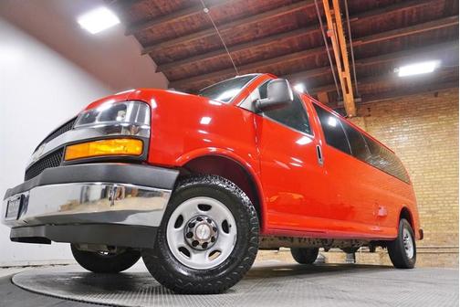 2017 Chevrolet Express 3500 LT