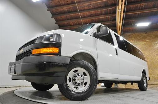 2020 Chevrolet Express 3500 LS
