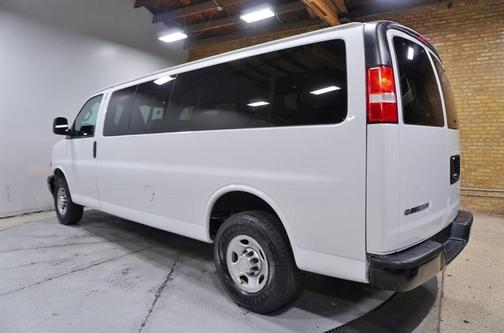 2020 Chevrolet Express 3500 LS