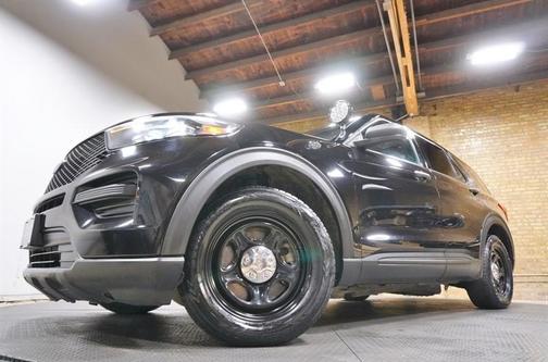 Black 2022 Ford Utility Police Interceptor Base
