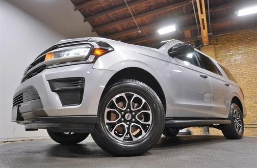 Iconic Silver Metallic 2024 Ford Expedition XL