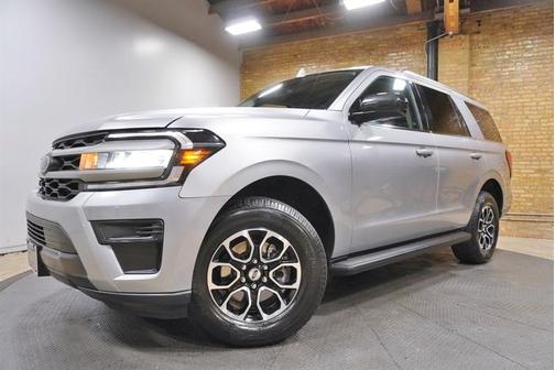 Iconic Silver Metallic 2024 Ford Expedition XL
