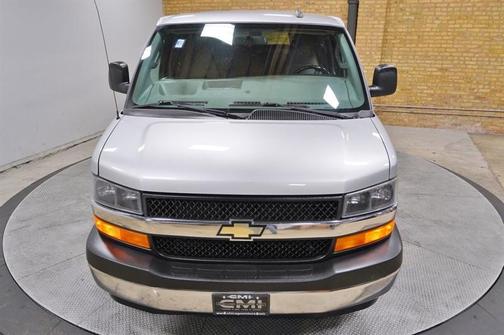 2017 Chevrolet Express 3500 LT